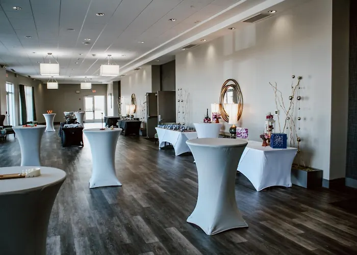 & At Grand Prairie By Ihg Hotel Peoria