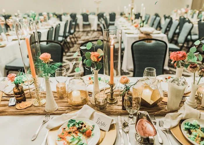 Hotel & At Grand Prairie By Ihg Peoria