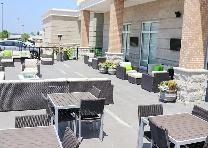 & At Grand Prairie By Ihg 3* Peoria