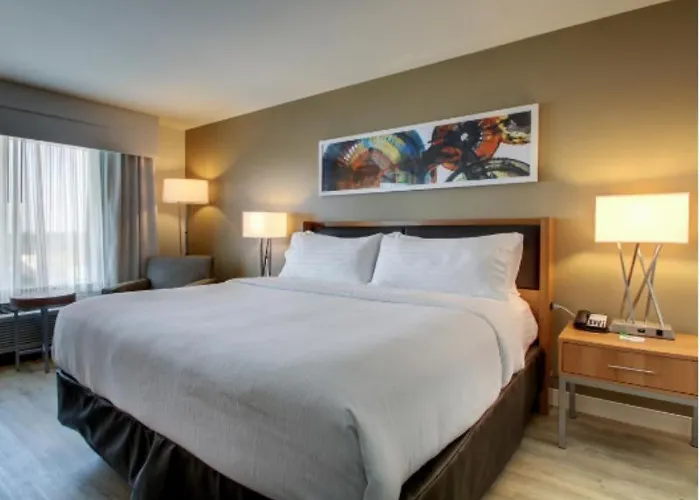 & At Grand Prairie By Ihg
