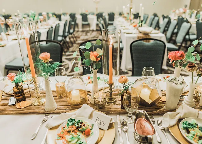 Hotel & At Grand Prairie By Ihg Peoria