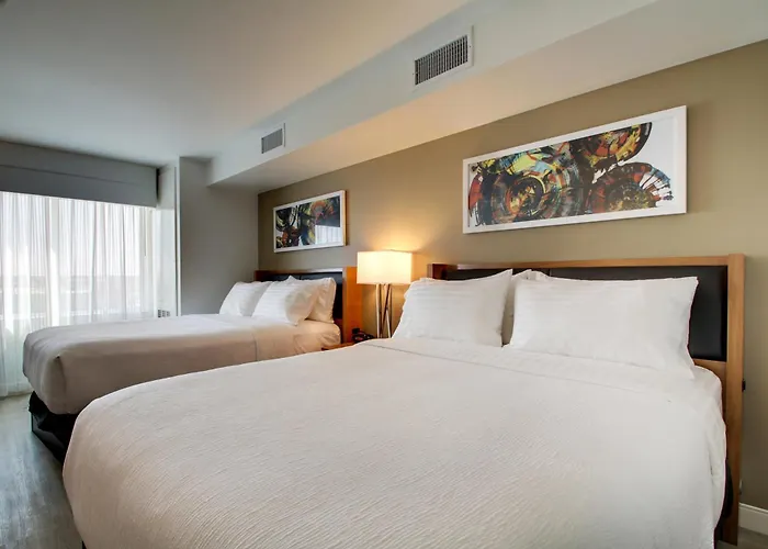 & At Grand Prairie By Ihg Hotel 3*