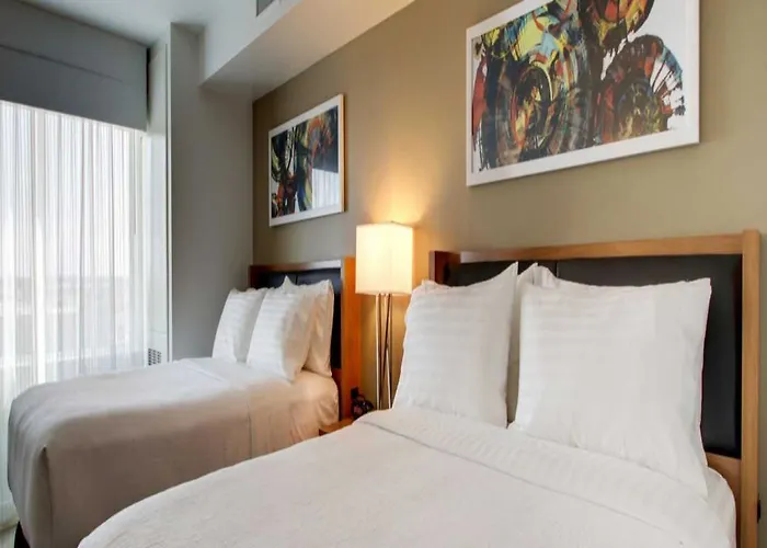 & At Grand Prairie By Ihg 3*
